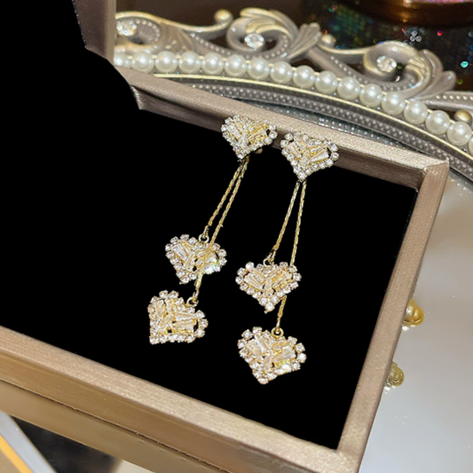 💖 LIMITED-TIME 50% OFF! ✨ Heart Drop Earrings – Triple Cascade, Sparkling Crystals, Lightweight ✨